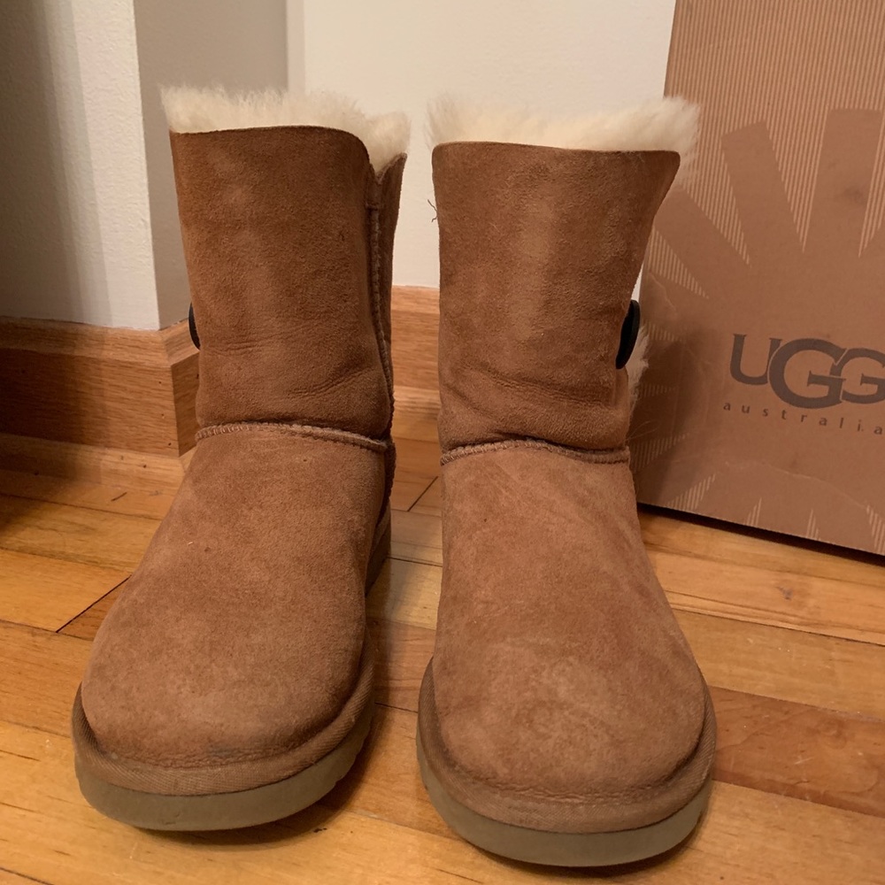 Ugg Bailey Button Boots Chestnut - image 6